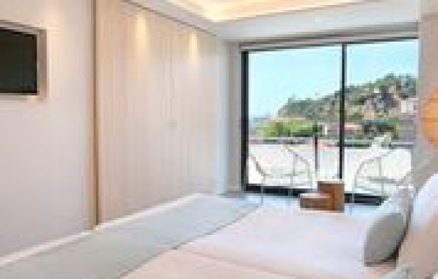 Kaktus Hotel 5*****+Green Fee La Roca+ GF Sant Vicenc de Montalt Golf+GF Llavaneras+Excursión Barcelona