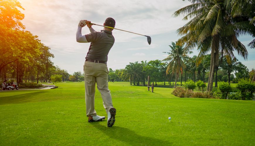 Si estas pensando en hacer una escapadas, unas vacaciones o viaje para jugar al golf, Visita viajealgolf.com ahora