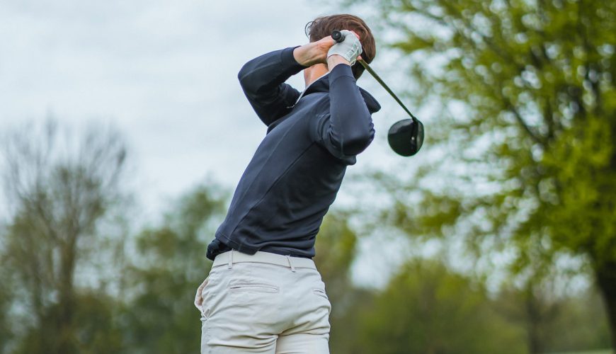 Si estas pensando en hacer una escapadas, unas vacaciones o viaje para jugar al golf, Visita viajealgolf.com ahora