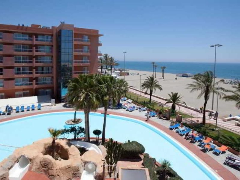 Si estas pensando en hacer una escapadas, unas vacaciones o viaje para jugar al golf, Visita viajealgolf.com ahora