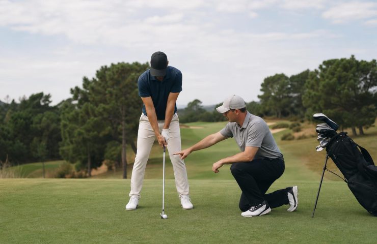 Si estas pensando en hacer una escapadas, unas vacaciones o viaje para jugar al golf, Visita viajealgolf.com ahora